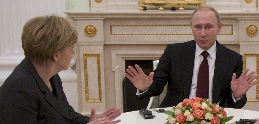 Německá kancléřka Angela Merkelová a ruský prezident Vladimír Putin.