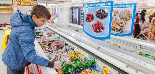 Potraviny loni v Rusku zdražily v průměru o sedmnáct procent.