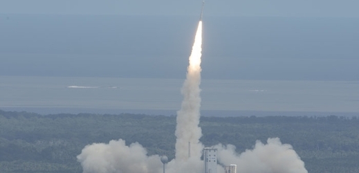 ESA úspěšně vyzkoušela nový prototyp raketoplánu, který půjde využít vícekrát.