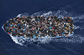 Druhou cenu General News získal snímek zachycující záchrannou akci vedenou italskou vládu po ztroskotání lodi s uprchlíky. Na snímku je loď převážející zachráněné uprchlíky. Autorem je Massimo Sentini.