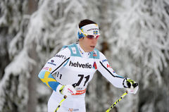 Běžkyně na lyžích Charlotte Kallaová zvítězila v závodu na 10 km volnou technikou v Östersundu.