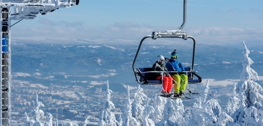 Horská střediska v Libereckém kraji hlásí v těchto dnech ideální sněhové podmínky.
