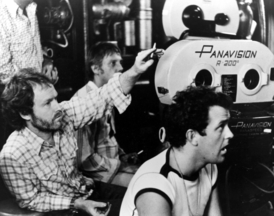 Režisér Ridley Scott při natáčení snímku Vetřelec.