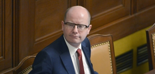 Premiér Bohuslav Sobotka považuje návrh novely za nedostačující a redundantní.