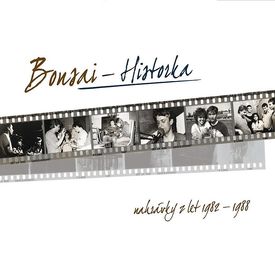 Vzpomínkové dvojalbum skupiny Bonsai má navzdory umírněné grafice bohatou obrazovou i faktografickou přílohu.