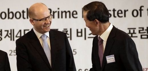 Premiér Bohuslav Sobotka (ČSSD) v Jižní Koreji.  