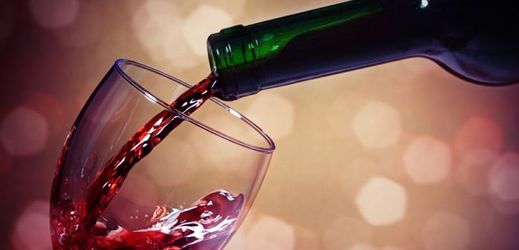 Nezdaněno skončí posle výzkumu až 100 milionů litrů vína ročně.