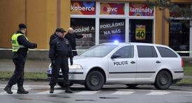 Policisté zasahují v Uherském Brodě kvůli střelbě v restauraci.
