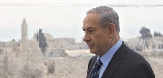 Aféra Netanjahuovi před volbami komplikuje pozici.