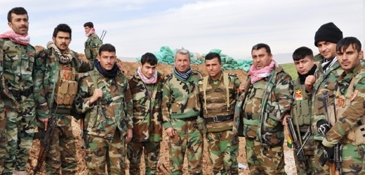 Kurdští pešmergové slaví poslední dobou v boji s IS úspěchy.