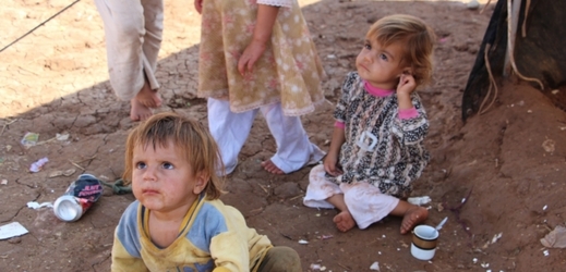 Íráčtí jezídové v uprchlickém táboře ve městě Hasaká (ilustrační foto).