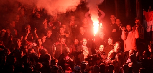 Používání pyrotechniky bylo jedním z důvodů, kvůli kterým si disciplinárka předvolala holandský Feyenoord.