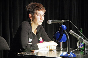 Držitelka Magnesii Litery 2010 Petra Soukupová. Vydává nový román "Pod sněhem".