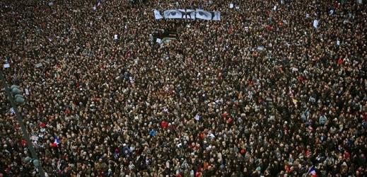 Pochod proti terorismu v Paříži, který se uskutečnil po teroristickém útoku.