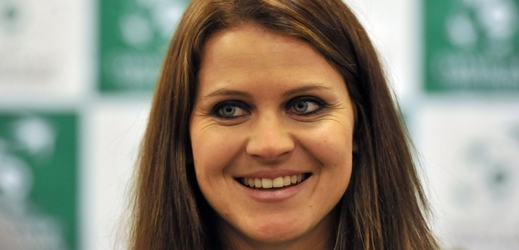 Tradičně usměvavá tenistka Lucie Šafářová. Probojuje se do top 10?