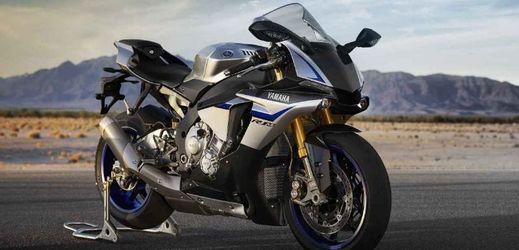 Motocyklem roku se stala Yamaha YZF-R1.