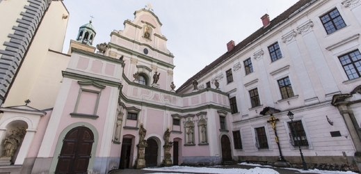 Barokní kostel sv. Ducha a minoritský klášter v centru Opavy byl loni vrácen řádu minoritů.