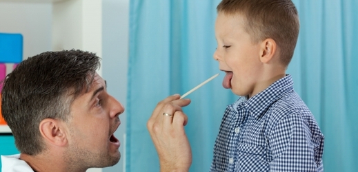 Podle ministerstva není důvod, proč by konopí neměli předepisovat i pediatři (ilustrační foto).