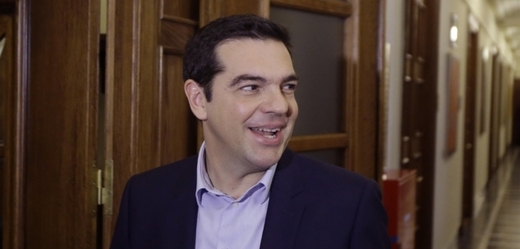 Vysmátý řecký premiér Alexis Tsipras nevidí důvod k obavám.