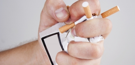 Češi vykouří přes dvacet miliard cigaret ročně (ilustrační foto).