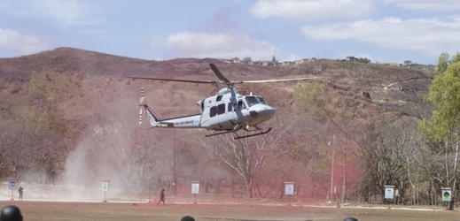 Vojenský vrtulník, ilustrační foto.