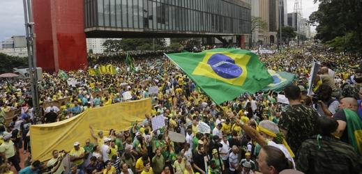 Protesty v Sao Paulu.