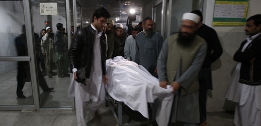 Ozbrojenci Samiulláha Afridiho zastřelili, když se vracel domů v Péšávaru na severozápadě Pákistánu. 
