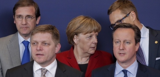 Čtvrteční summit v Bruselu. Angela Merkelová, Alexander Stubb (vpravo vzadu), 
