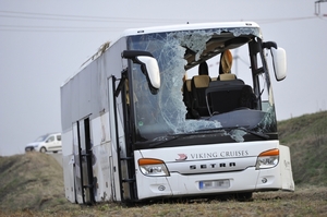 Nehoda českého autobusu u dolnorakouského Mistelbachu. Tři lidé byli zraněni vážně