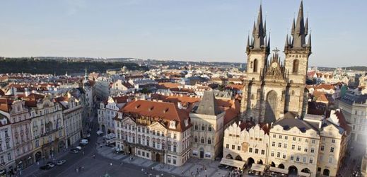 Praha je podle průzkumu ideální pro ty, kteří se již nabažili pláží a chtějí se ponořit do kultury.