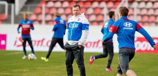 Trenér Pavel Vrba.