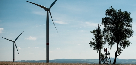 Podle studie je reálné, aby v Česku v následujících letech vyrostly bezmála dva tisíce větrníků (ilustrační foto).
