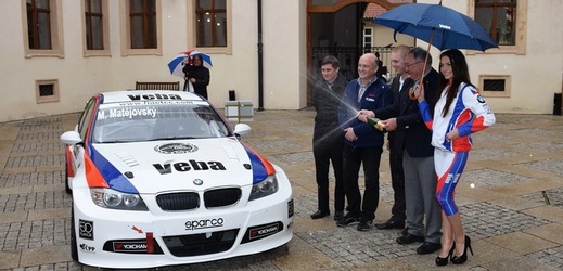 Automobilový závodník Michal Matějovský má před startem letošního seriálu mistrovství Evropy cestovních vozů jednoznačný cíl - posunout se z loňského druhého místa na první.