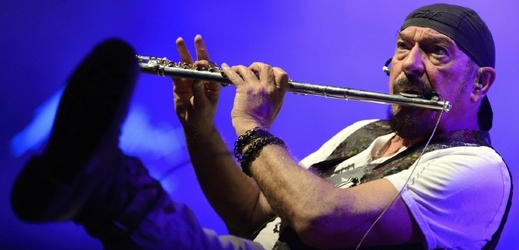 Ian Anderson během švýcarského koncertu.