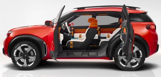 Citroën Aircross s protisměrným otevíráním dveří a bez středového sloupku.