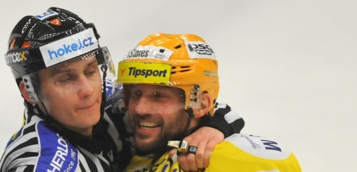 Hokejový útočník Petr Leška se podle informací deníku Sport rozhodl nečekaně ukončit aktivní kariéru. 