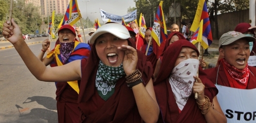 Tibetské jeptišky během protestu (ilustrační foto).