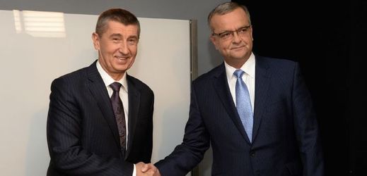 Ministr financí Andrej Babiš (vlevo) a poslanec Miroslav Kalousek.