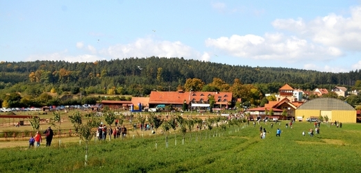Bývalá farma Bolka Polívky v Olšanech.