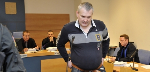 Boss lihové mafie Radek Březina u Okresního soudu ve Zlíně.