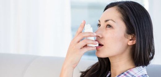 Ne všichni astmatici mají podle průzkumu své onemocnění pod kontrolou.