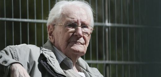 Bývalý dozorce v koncentračním táboře Osvětim Oskar Gröning.