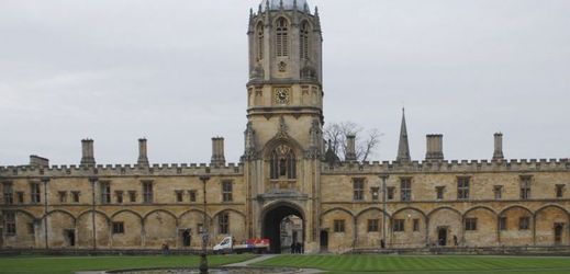 Na české studenty tak lze narazit na tak prestižních univerzitách jako je například University of Oxford.