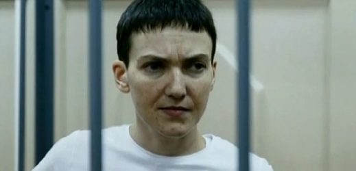 Nadija Savčenková v ruském vězení.