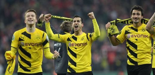 Dortmund si užívá oslavy postupu. 