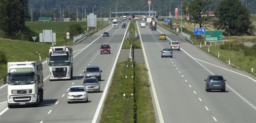Rychlost na některých úsecích dálnic by se mohla zvýšit až na 150 kilometrů za hodinu.