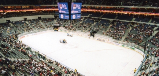 Společnost Bestsport Arena, vlastník libeňské O2 areny, před letošním hokejovým šampionátem investoval do rekonstrukce více než dvojnásobek ročního provozního zisku, tedy přes 150 milionů korun.