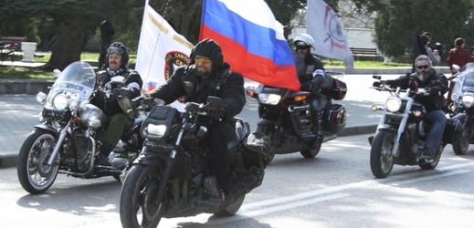 Ruští motorkáři z klubu Noční vlci jsou údajně v Česku (ilustrační foto).