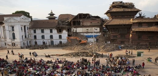Těžce zkoušený Nepál.