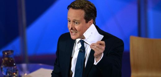 Britský premiér David Cameron v diskuzním pořadu Question Time.